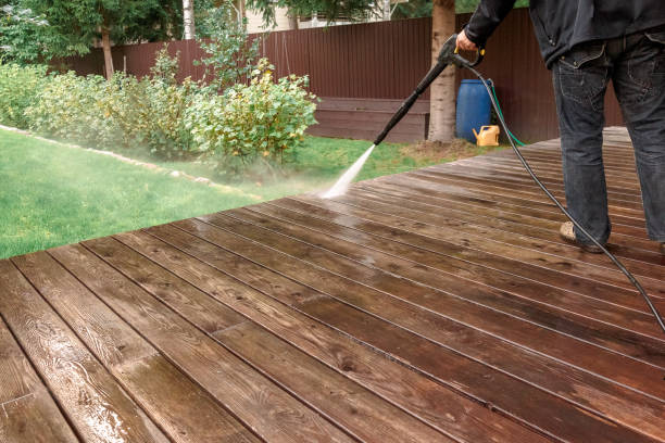 Best Animal Enclosure Cleaning  in Brentwood, NY